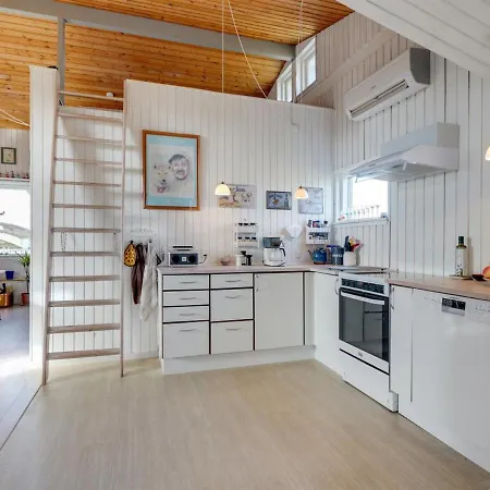 Kulle - 200m From The Sea In Nw Jutland By Interhome *